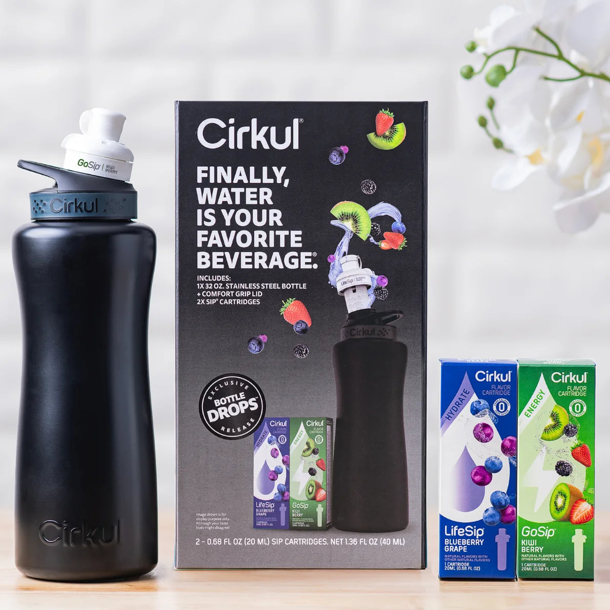 32Oz Matte Black Stainless Steel Starter Kit with Matte Black Lid 2.0 and 2 Flavor Cartridges (Blueberry Grape & Kiwi Berry)